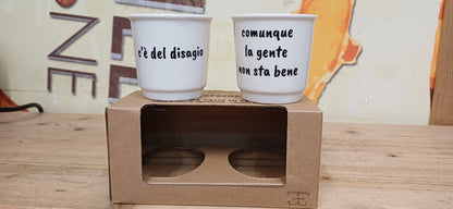 Set Tazzine da caffè in ceramica "C'è del disagio_Comunque la gente non sta bene" Soorprendimi