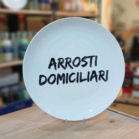 Piatto in ceramica "Arrosti domiciliari"
