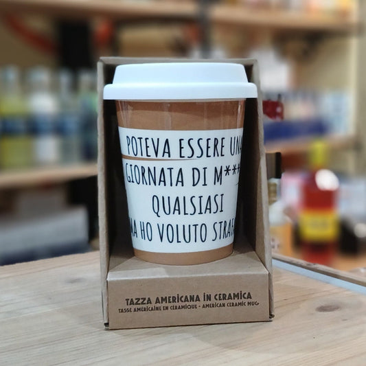 Tazza in ceramica "Giornata di m***a"